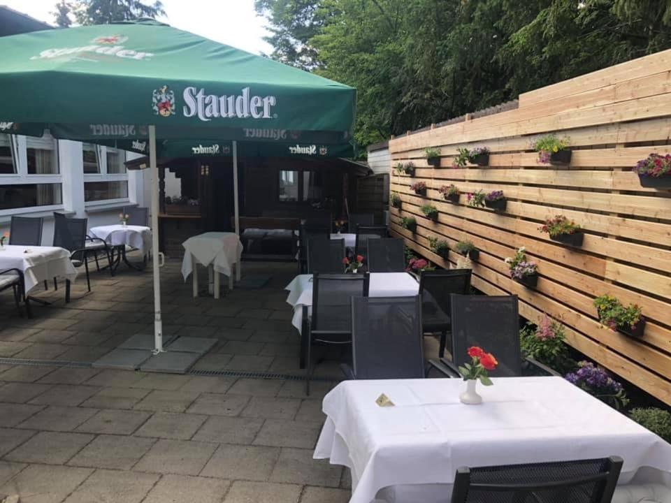Hotel-Restaurant Schmachtenbergshof Essen Bagian luar foto