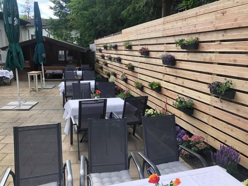 Hotel-Restaurant Schmachtenbergshof Essen Bagian luar foto