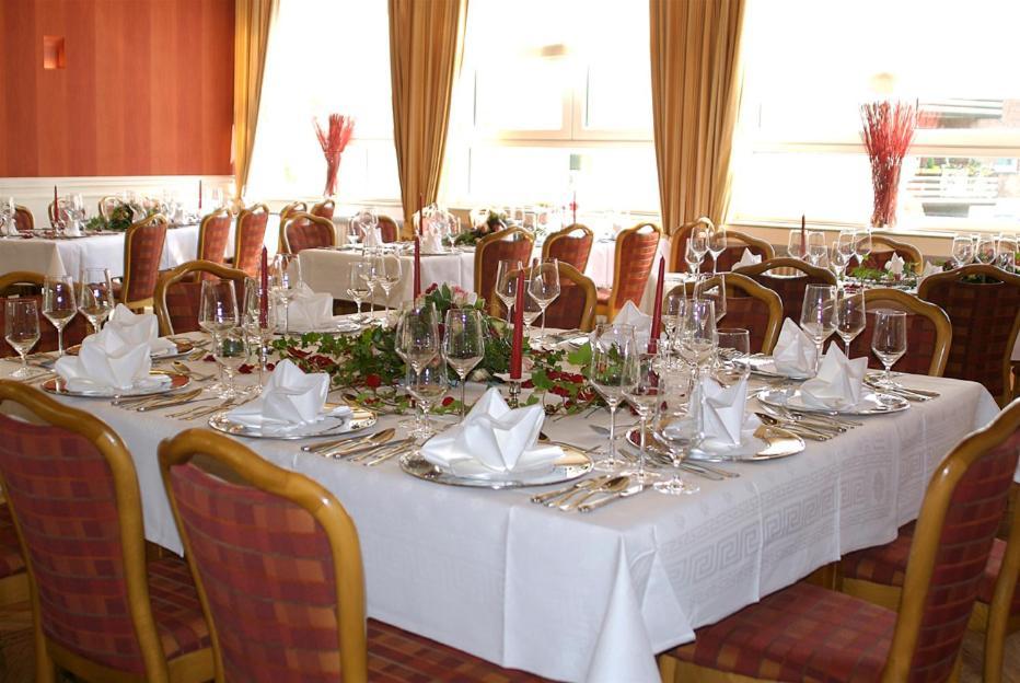 Hotel-Restaurant Schmachtenbergshof Essen Bagian luar foto